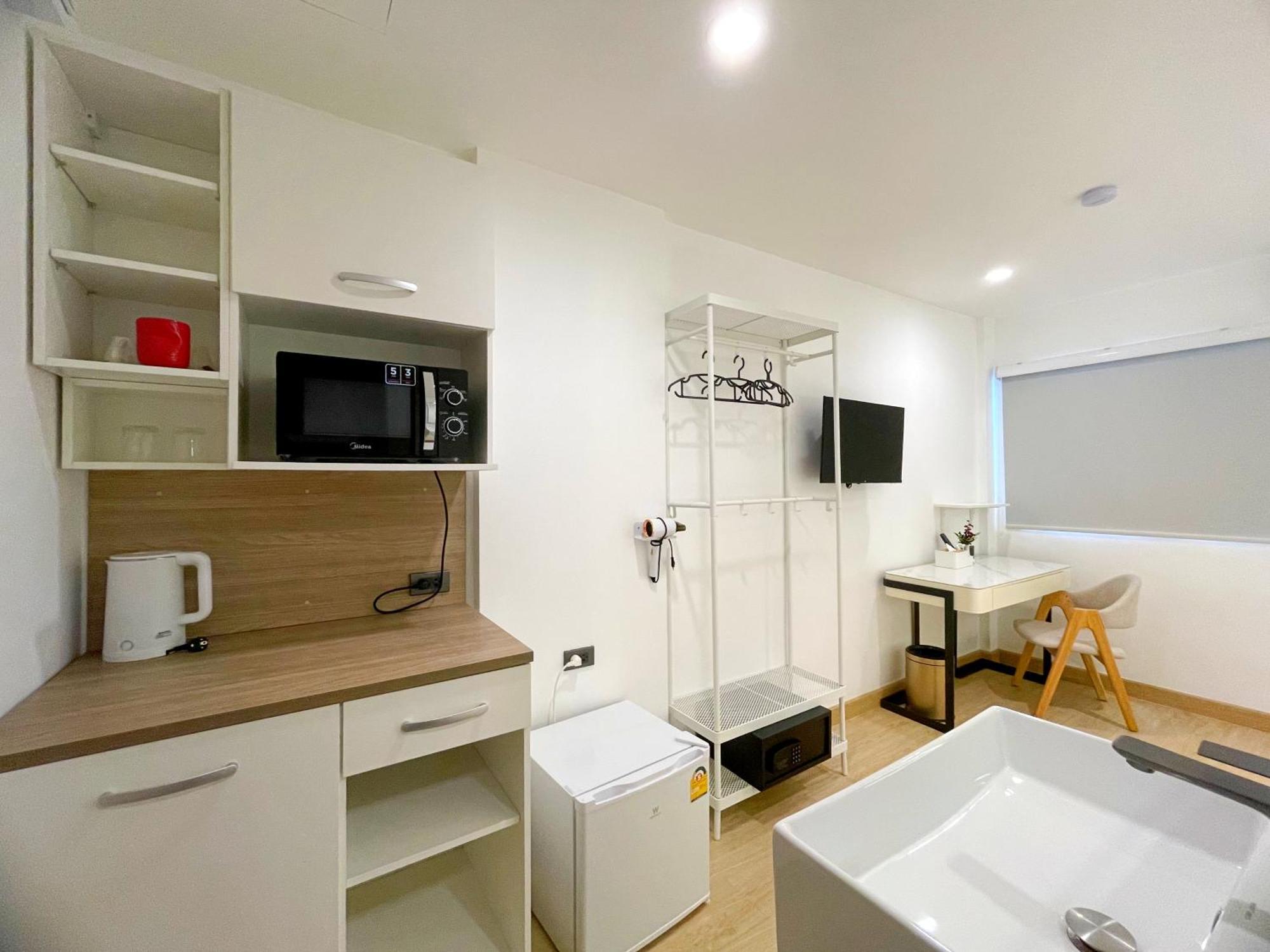 Arawana Express Sukhumvit 22 Aparthotel Bangkok Exteriör bild